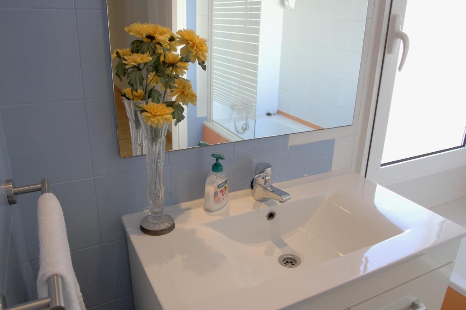 Apartamentos Bahia Аликанте Экстерьер фото